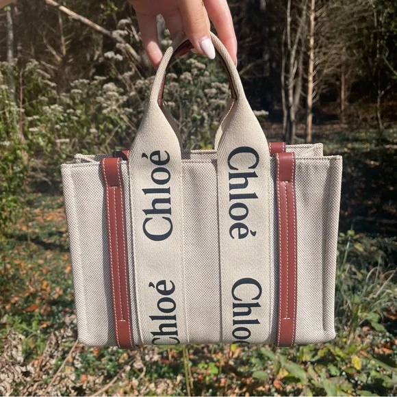 💕SOLD💕Chloe woody tote small brown and beige - Picture 2 of 11